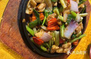 Sizzling Stir-fried Pork Intestines