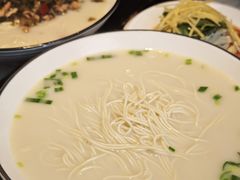 -阿达师傅鱼汤面
