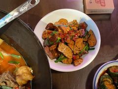 -富正毅三下锅·湘西韵味(天门山索道店)