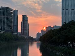 -新南门(地铁站)