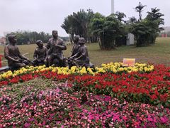 -万绿园