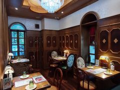 -秘密旅行Bonjour(黑金冠 江南西店)