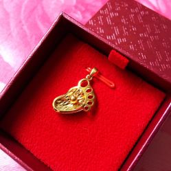 -六福珠寶(巴黎春天五角场店)