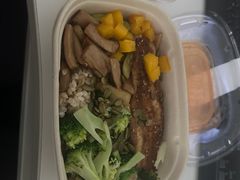 香茅烤鸡热低卡饭-CALIFORKS加州叉子轻食(朝阳门店)