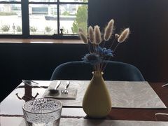 靠窗位-YUE·6·西式融合餐厅(外滩六号店)
