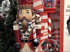 -文艺复兴百货(米兰大教堂广场店)