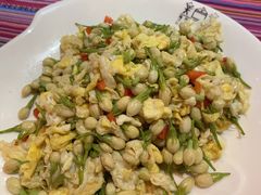 -香巴拉云南餐厅(华莱坞店)