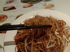 -新大咀港式茶餐厅(宝山万达店)