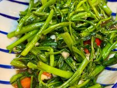 -Dang restaurant (patong phuket)