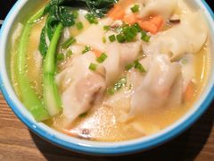 -山城外·非遗酸菜鱼(财富中心店)