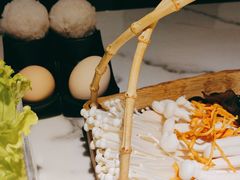 -无界釜·河豚鱼汤锅(红山动物园店)