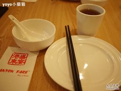 餐具-港东盛宴烧腊至尊