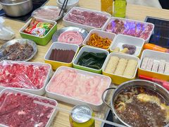 -杨老板·海鲜集市火锅·鲜切牛肉(中防万宝店)