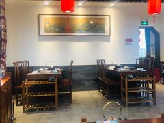 大堂-亿诣蝎府炸酱面羊蝎子火锅(酷车小镇店)