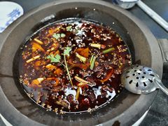 -秦巴石锅鱼
