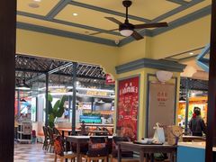 -大食代美食广场(上海中心店)