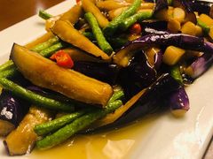 茄子炒豆角-川香楼酒家