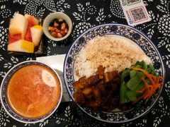 -蜗牛小馆醉乡民谣云南菜(惠新西里店)