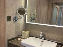 -长沙晚报大道亚朵酒店