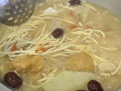 -光头药膳鸡(莱茵小镇店)