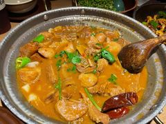 灶膛罐罐牛腩-吃饭皇帝大土家民族菜(正大广场店)