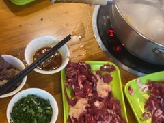 -养牛邓·潮汕牛肉海鲜自助火锅(广州店)