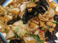 -靠山屯东北农家菜(八龙桥雅苑店)