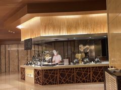 -东西风牛排馆周末烧烤自助(首都机场希尔顿店)