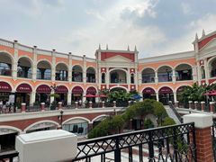 -佛罗伦萨小镇广佛名品奥特莱斯(疏港路店)