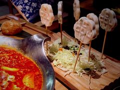 -湊湊火锅·茶憩(杭州湖滨银泰in77店)