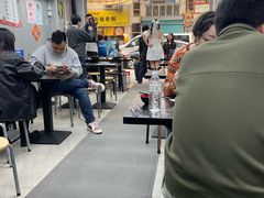 -兴记菜馆