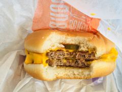 双层吉士牛肉堡-麦当劳(海洋公园店)