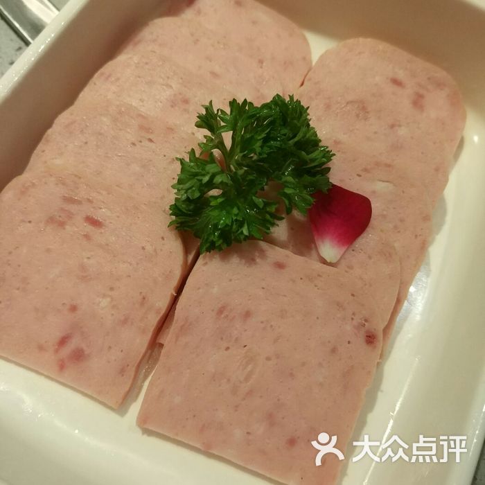 海底捞火锅午餐肉图片