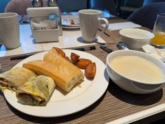 -深圳国际会展中心希尔顿酒店(前海华发冰雪世界店)