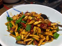 萝卜干炒腊肉-湘味淳(千禧街店)