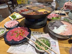 -白乐天毛肚火锅馆(南滨路店)