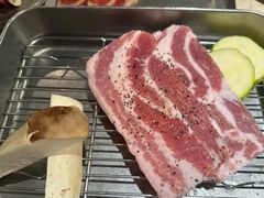 -蚂蚁洞·烤肉大营地(上海静安大悦城店)