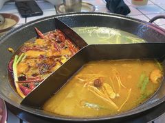 -巴卤社老火锅(财富店)