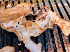 -臻牛烤肉