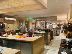 自助取餐区-广州柏悦酒店·悦景轩·粤菜餐厅