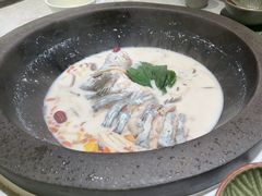 -鲜潭蒸汽石锅鱼(五道口购物中心店)