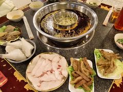 -邓莽子老火锅(中兴路总店)