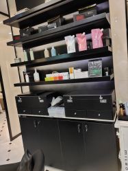 -HAIR CORNER