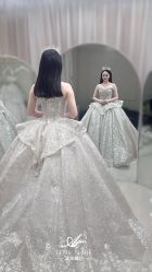 -LOVE SHINE婚纱·红鼎庄龙凤褂·妈妈装定制