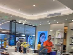 -博士眼镜·President总统(宝安海雅缤纷城店)