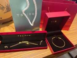 -周大福CHOW TAI FOOK(浦东八佰伴店)