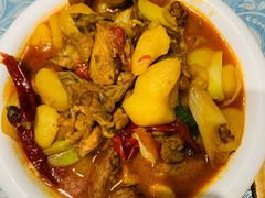 新疆大盘鸡-巴扎美食·新疆菜·西域歌舞表演餐厅(新疆大厦店)