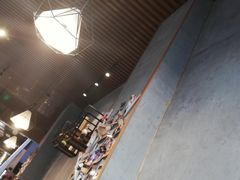 -杨小贤(东融国际影城店)