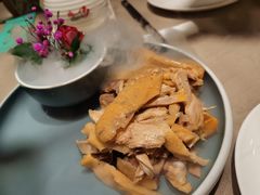 盐焗手撕鸡-尚一汤·粤菜海鲜(环球港店)