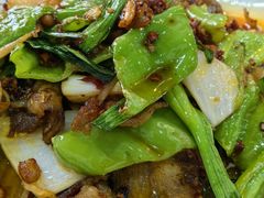 -黄桷树曹家私房菜(江与城店)